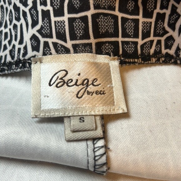 Beige by eci animal print pencils skirt size small - Picture 2 of 4